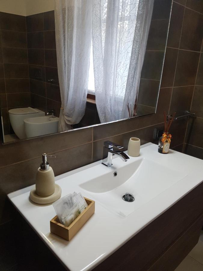 B&B Villa Mirella Casnate Con Bernate Εξωτερικό φωτογραφία