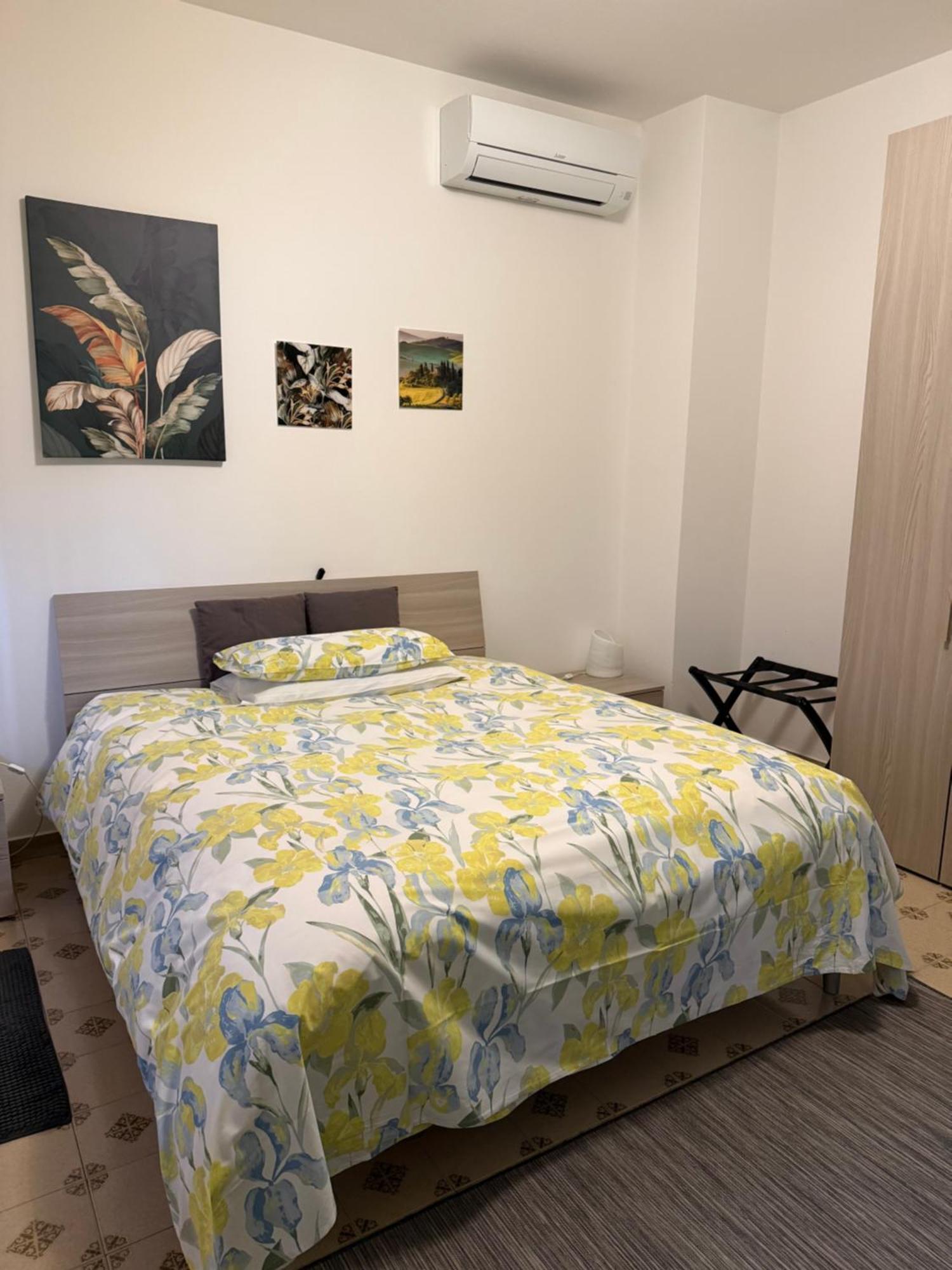 B&B Villa Mirella Casnate Con Bernate Εξωτερικό φωτογραφία