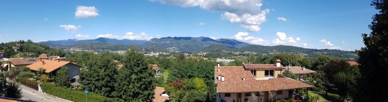 B&B Villa Mirella Casnate Con Bernate Εξωτερικό φωτογραφία